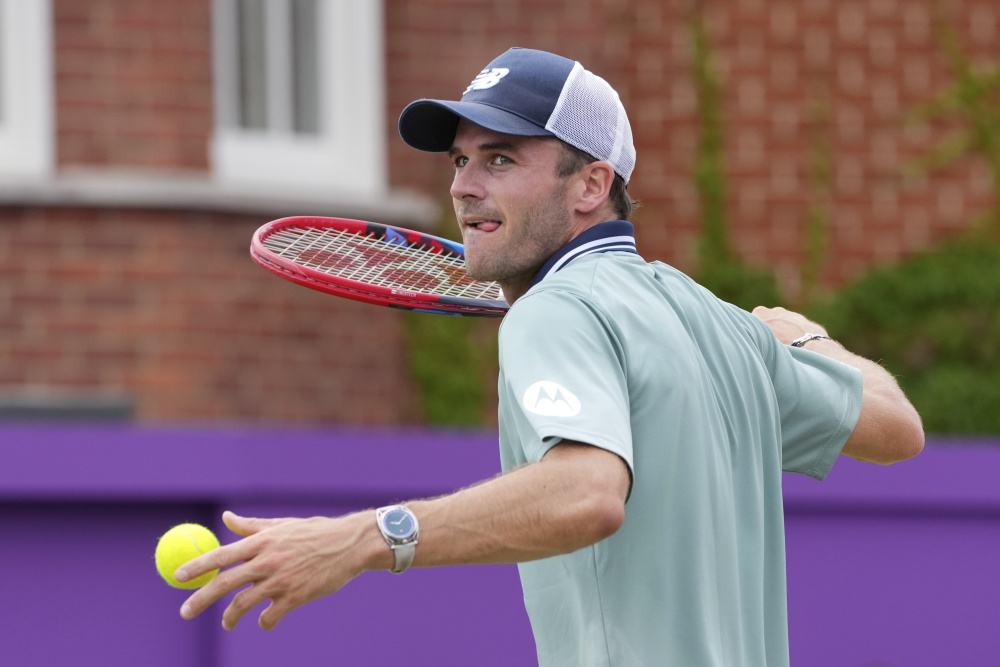 赛全程保持 赛全程保持