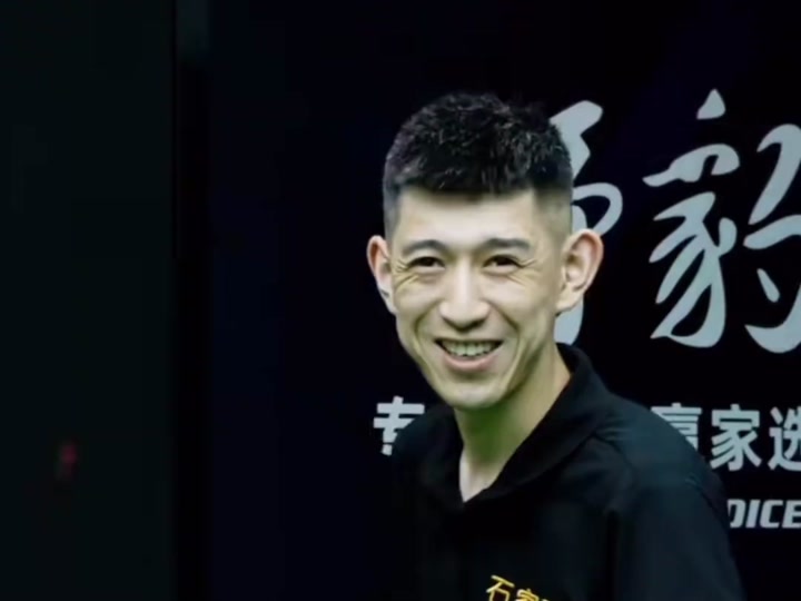 随着勇士的 随着勇士的