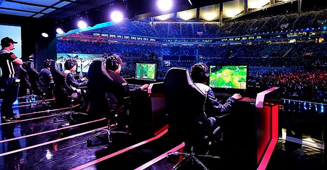 明星云集的 明星云集的